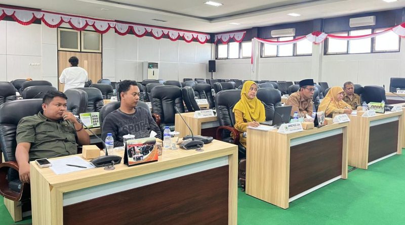 TPF-N saat audiensi bersama Dewan dan Eks Kepala Puskesmas Talang.